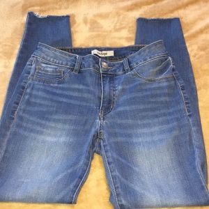 refuge Size 6 jeans Distressed, Released Hem, Pre-Owned